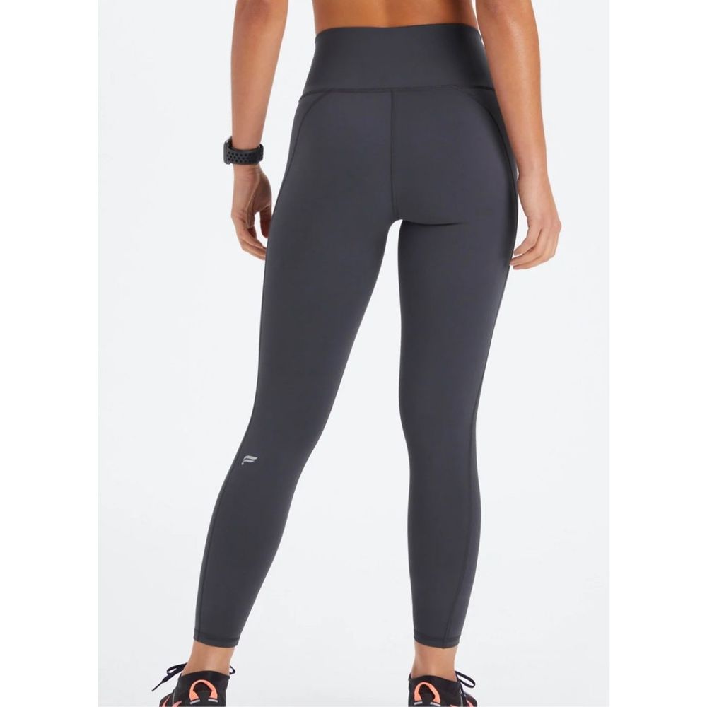 Fabletics Define PowerHold High-Waisted Leggings in Black Size XS/4